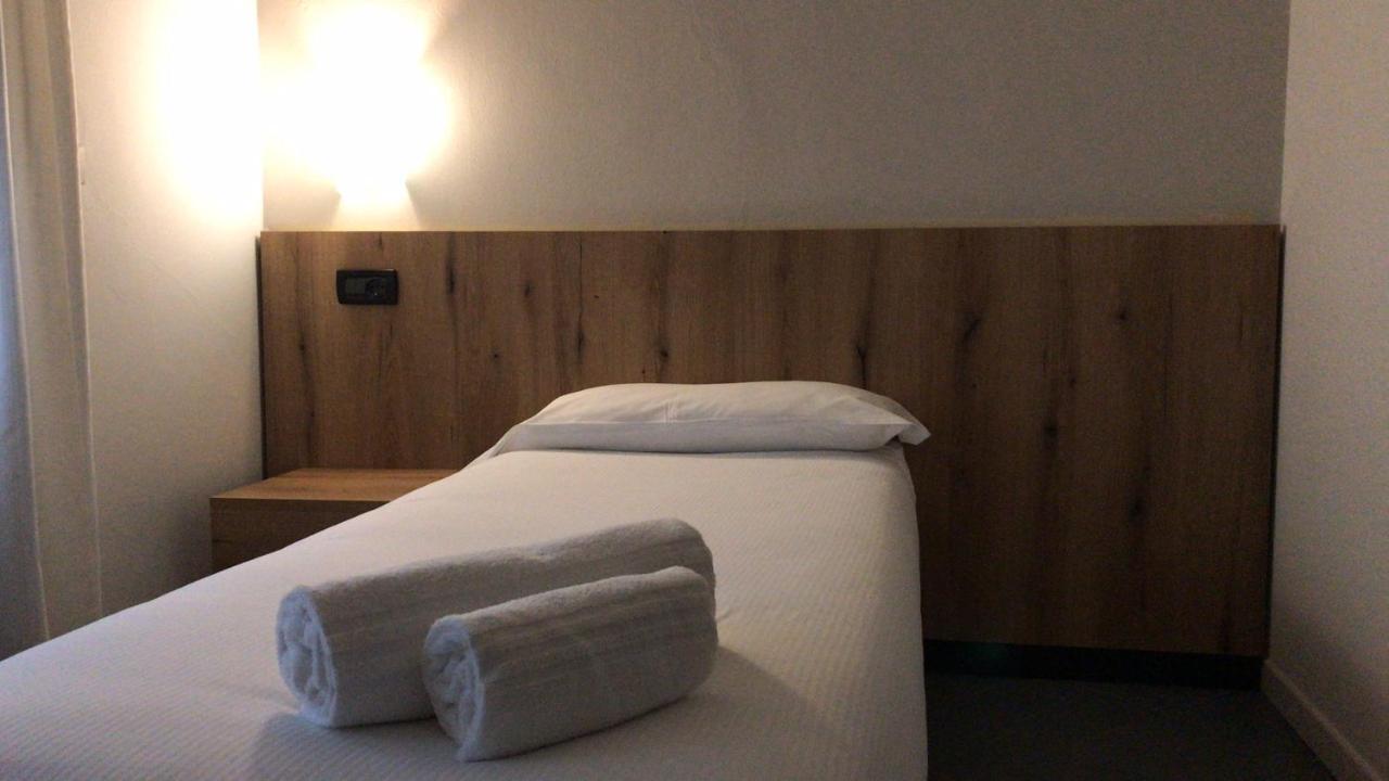 多利亚酒店 Ostiglia 外观 照片